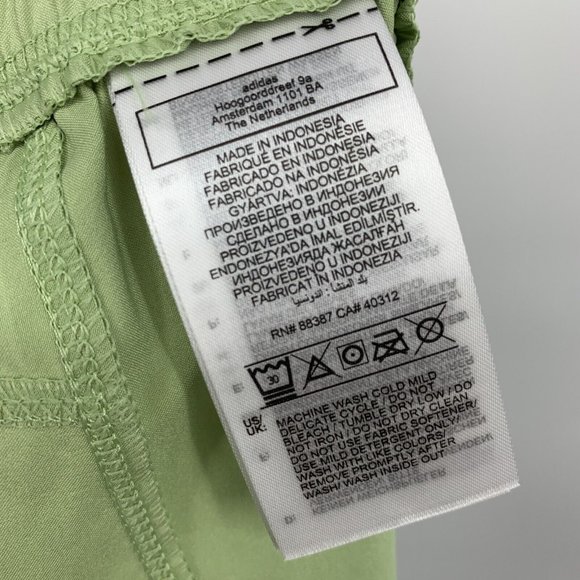 Adidas Pacer Shorts Deboss Woven Green Running Training NWT - Picture 9 of 13